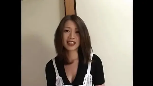 Japanese MILF Seduces Somebody's Uncensored Porn View more 전력 동영상 보기