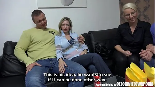 Titta på Blonde Wife Cheating her Husband power-videor