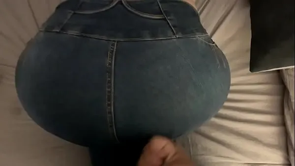 I cum in my wife's pants with a tremendous ass güçlü Videoları izleyin