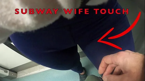 Se My Wife Let Older Unknown Man to Touch her Pussy Lips Over her Spandex Leggings in Subway power-videoer